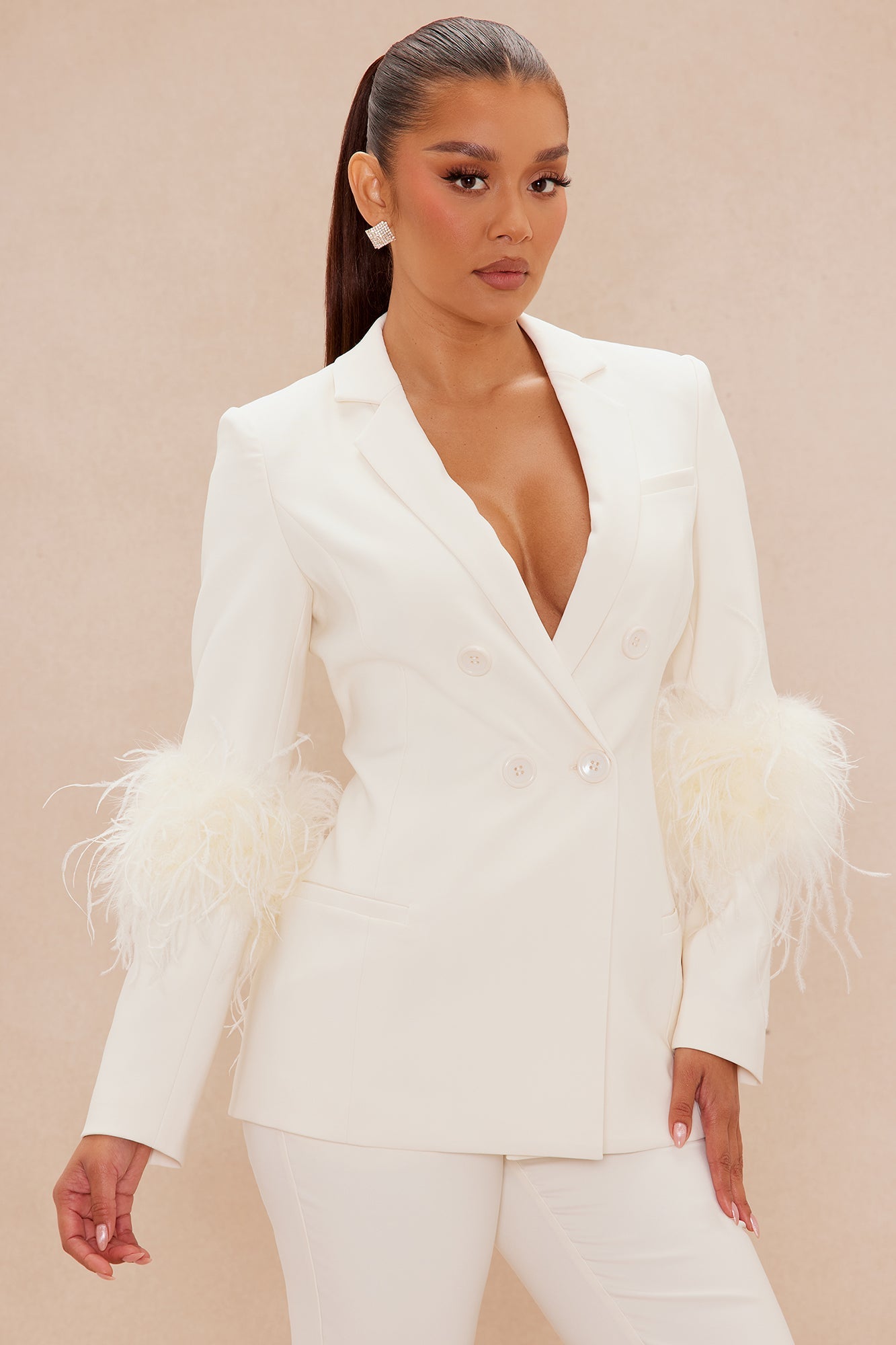 Halle Feather Suit Set - Cream